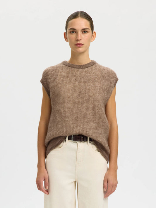 Lulu Loose Knit O-Neck Vest